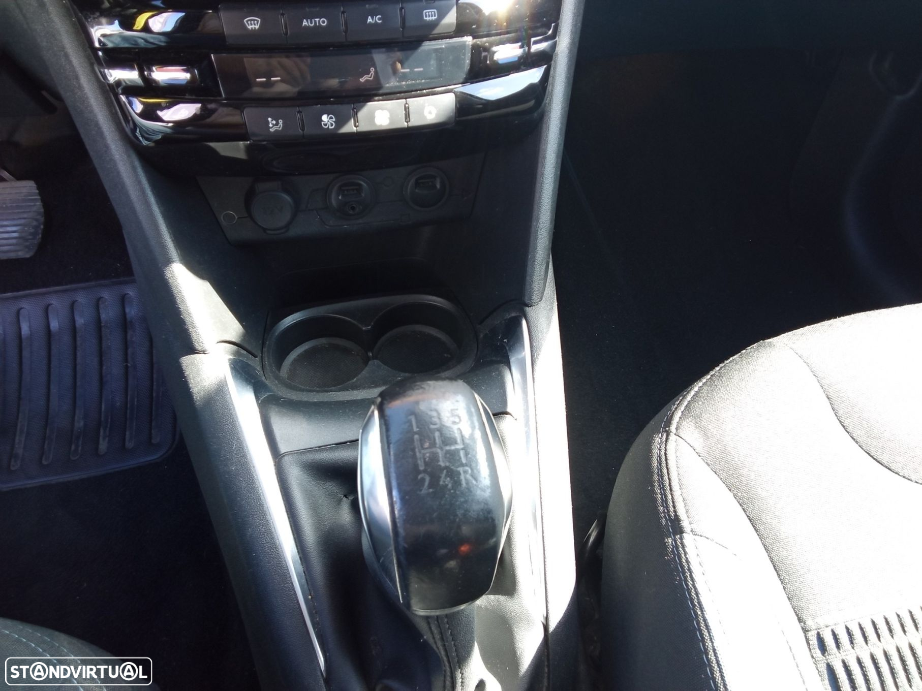 Peugeot 208 1.2 VTi Active - 15