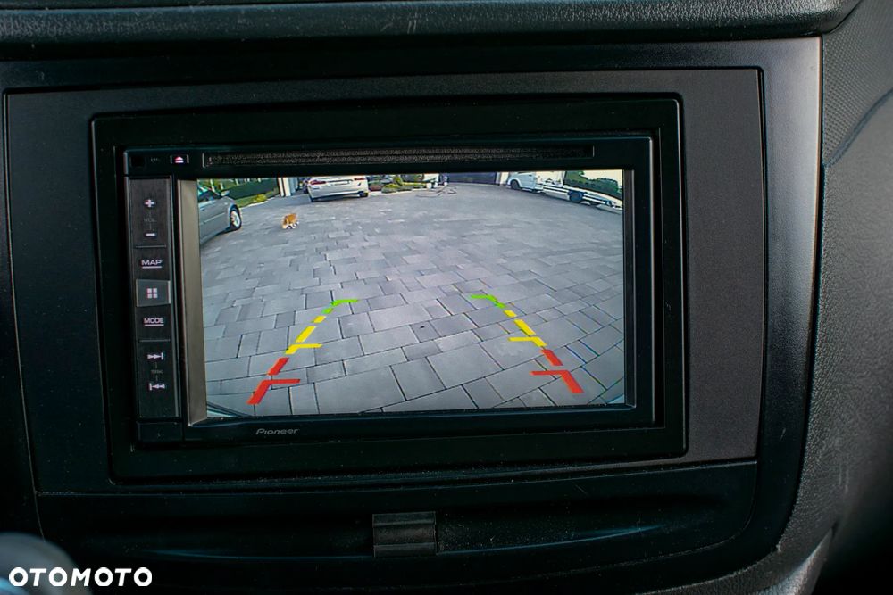 Mercedes-Benz VITO 122 - 39
