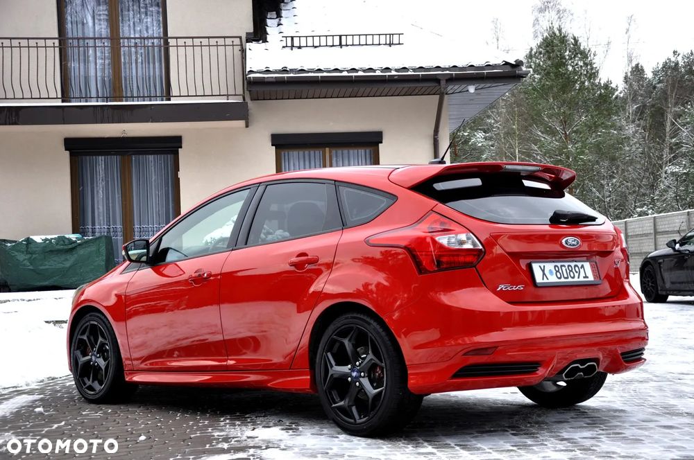 Ford Focus 2.0 EcoBoost ST mit Leder-Sport-Paket - 12