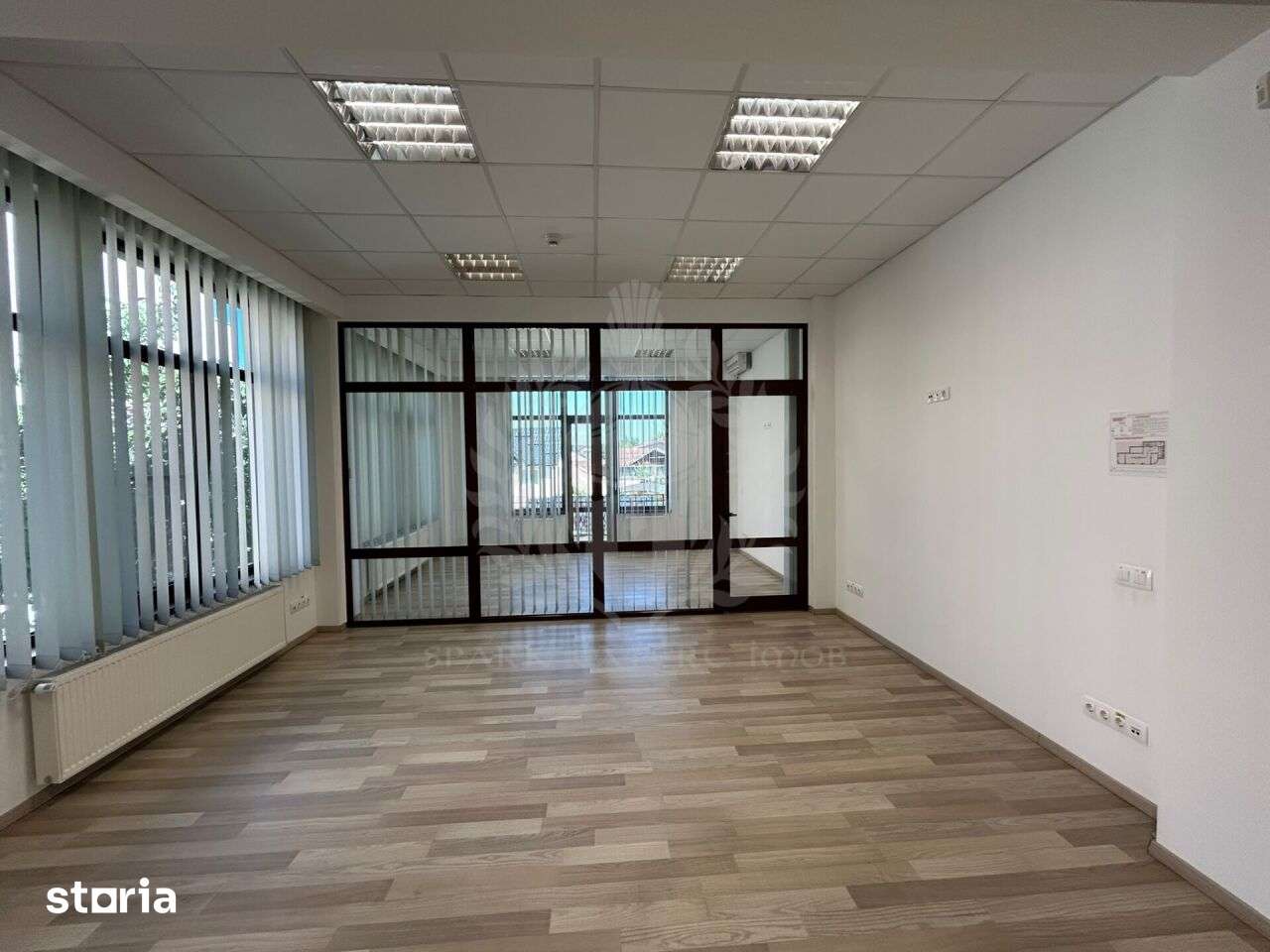 SPATIU DE BIROURI  MODERN //ZONA CENTRALA ,PLOIESTI - Imagine principală: 2/18