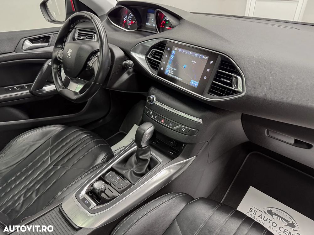 Peugeot 308 ver-1-2l-puretech-130-s-s-eat8-allure - 16