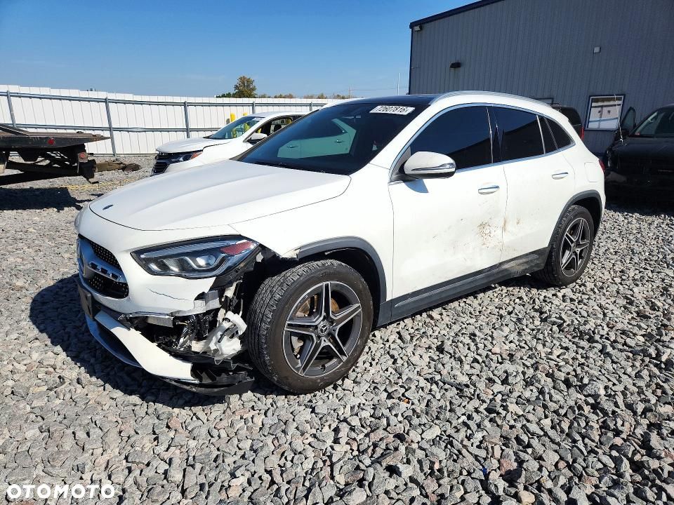 Mercedes-Benz GLA 250 AMG Line - 5