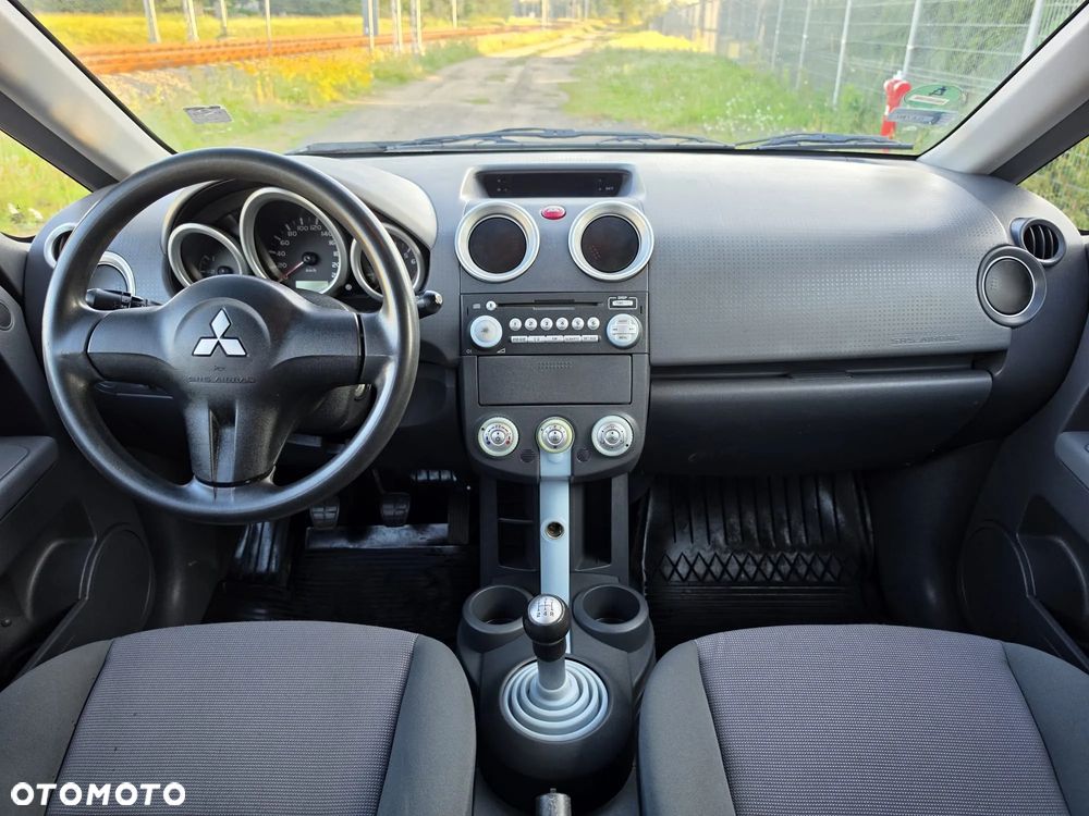 Mitsubishi Colt 1.3 Invite - 9