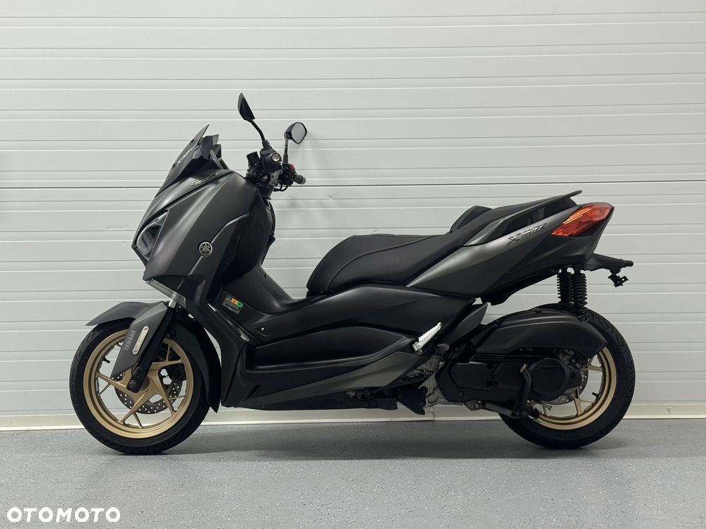 Yamaha X-max - 13