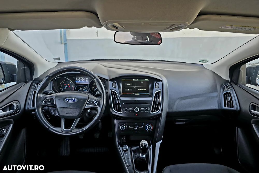 Ford Focus 1.5 TDCi DPF Start-Stopp-System Trend - 18