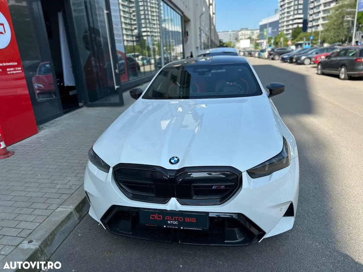 BMW M5 xDrive AT PHEV - 3