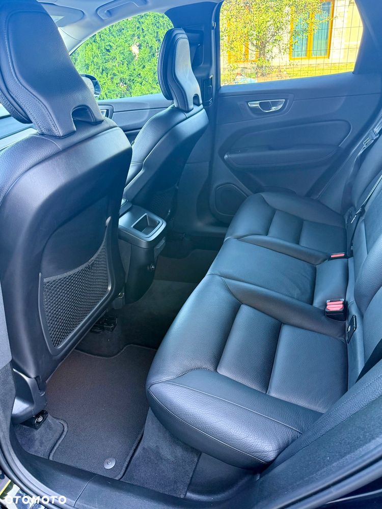 Volvo XC 60 B5 D AWD Inscription - 3