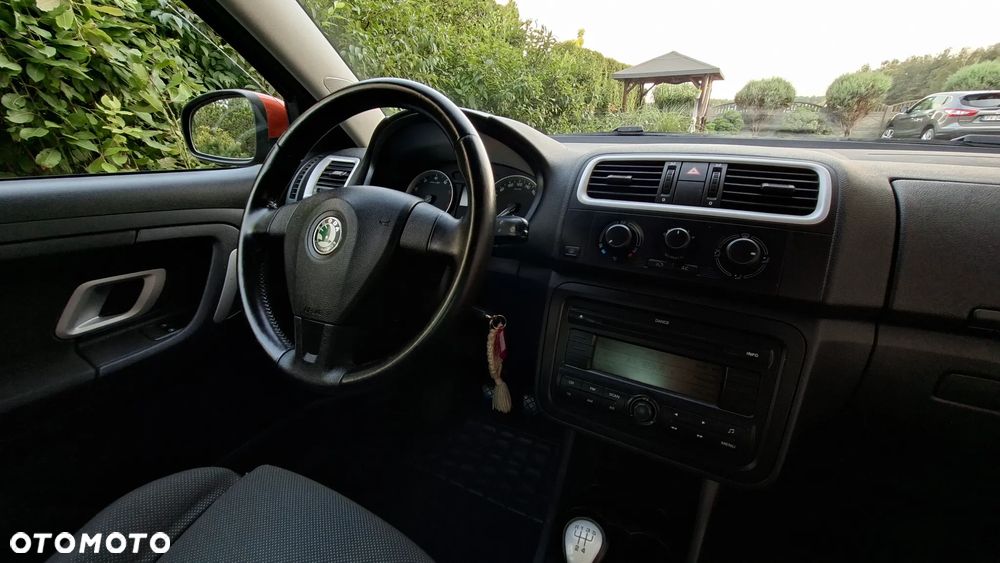 Skoda Fabia 1.2 HTP Cool Colour Edition - 21