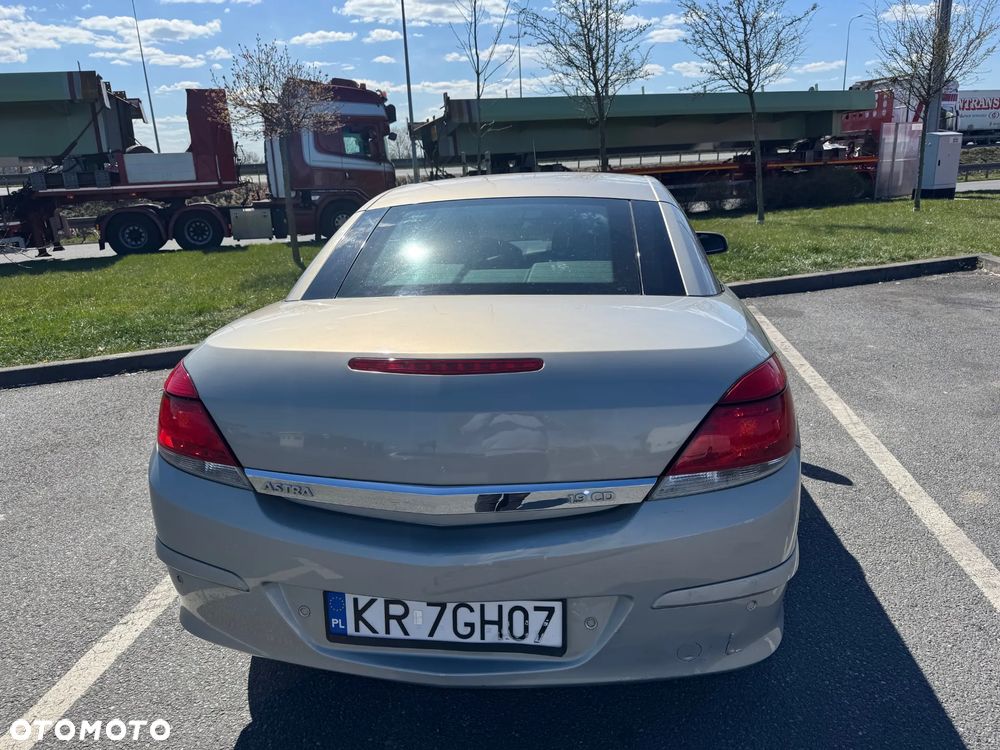Opel Astra 1.9 CDTI Edition - 12