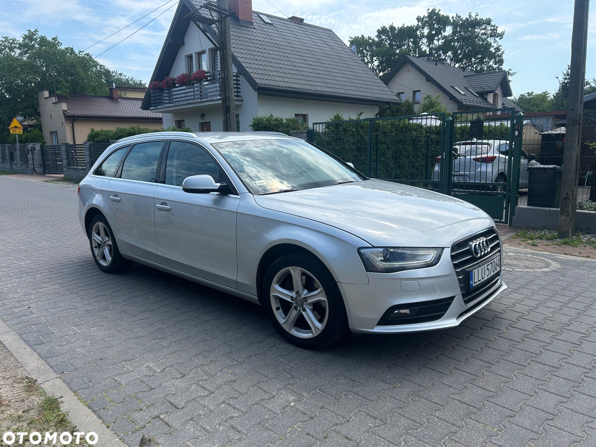 Audi A4 Avant 2.0 TDI - 1