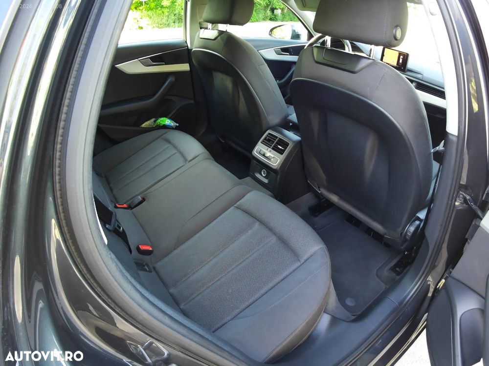 Audi A4 40 TDI S tronic Advanced - 9