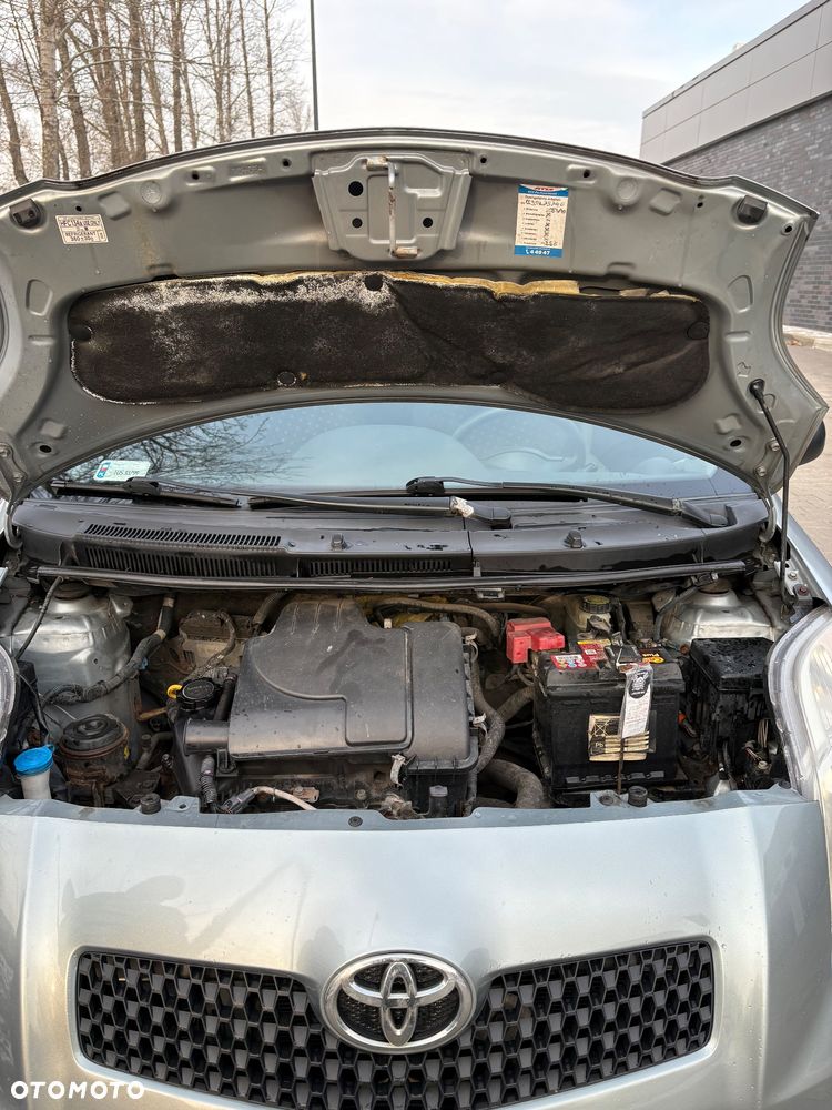 Toyota Yaris 1.0 Luna A/C - 14