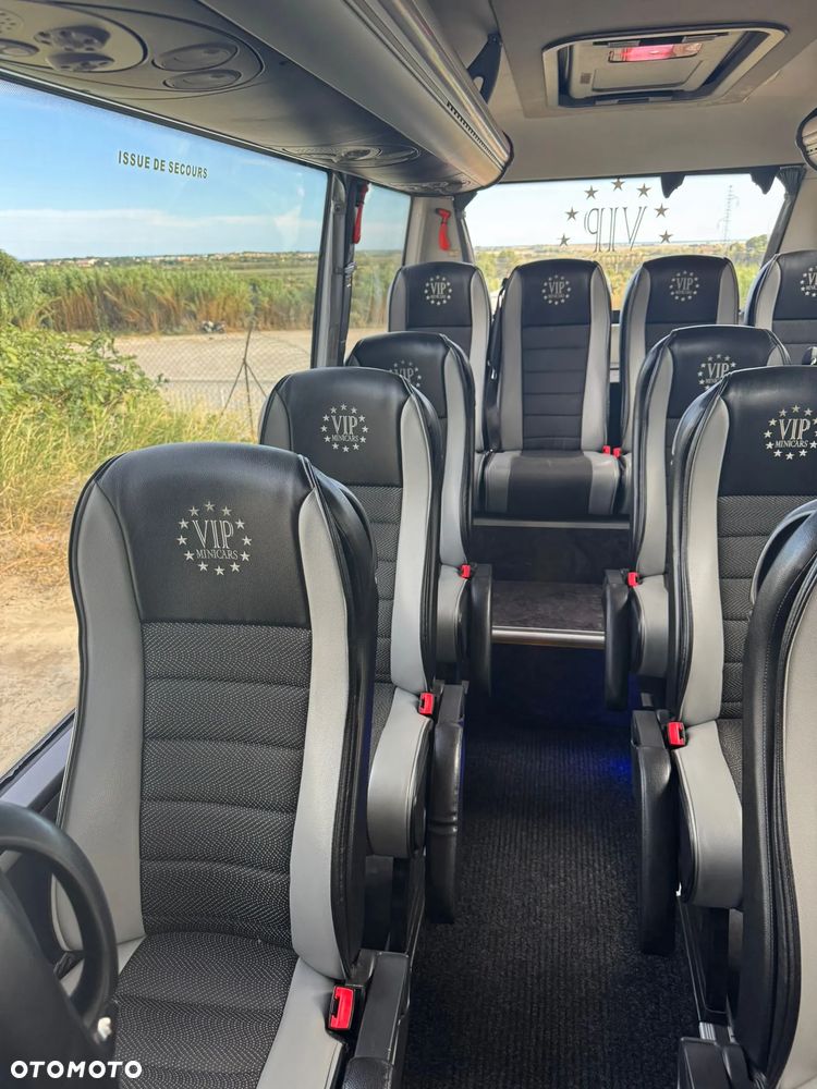 Mercedes-Benz SPICA / SPRINTER / SPROWADZONY / MANUAL / LODÓWKA/ SILNIK 3.0 - 7