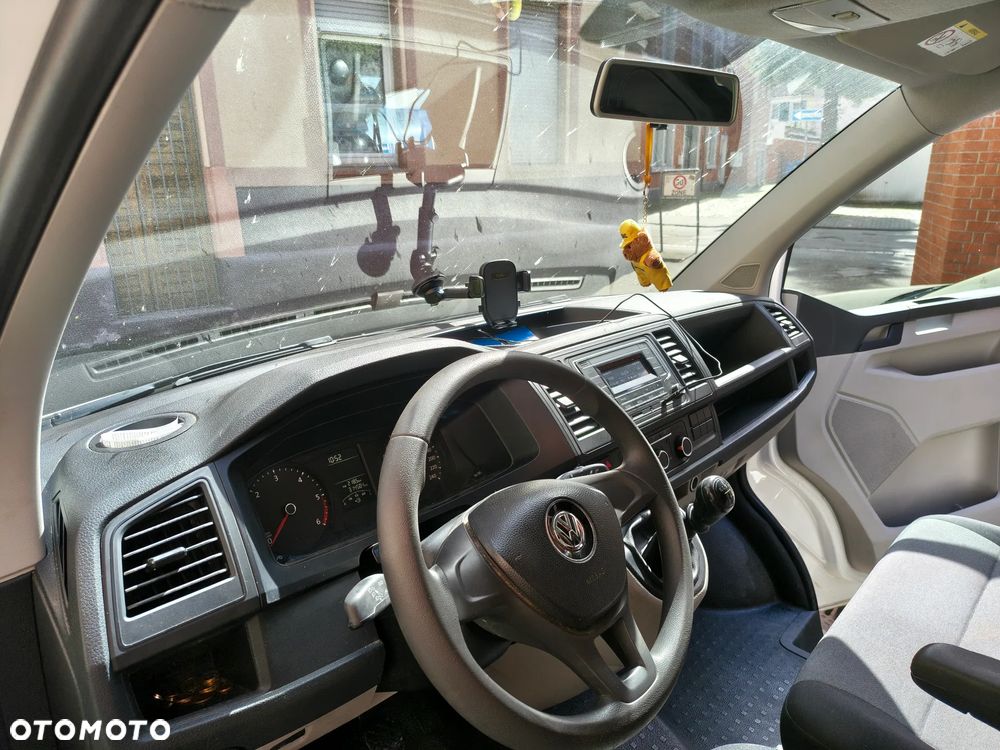Volkswagen Transporter - 8