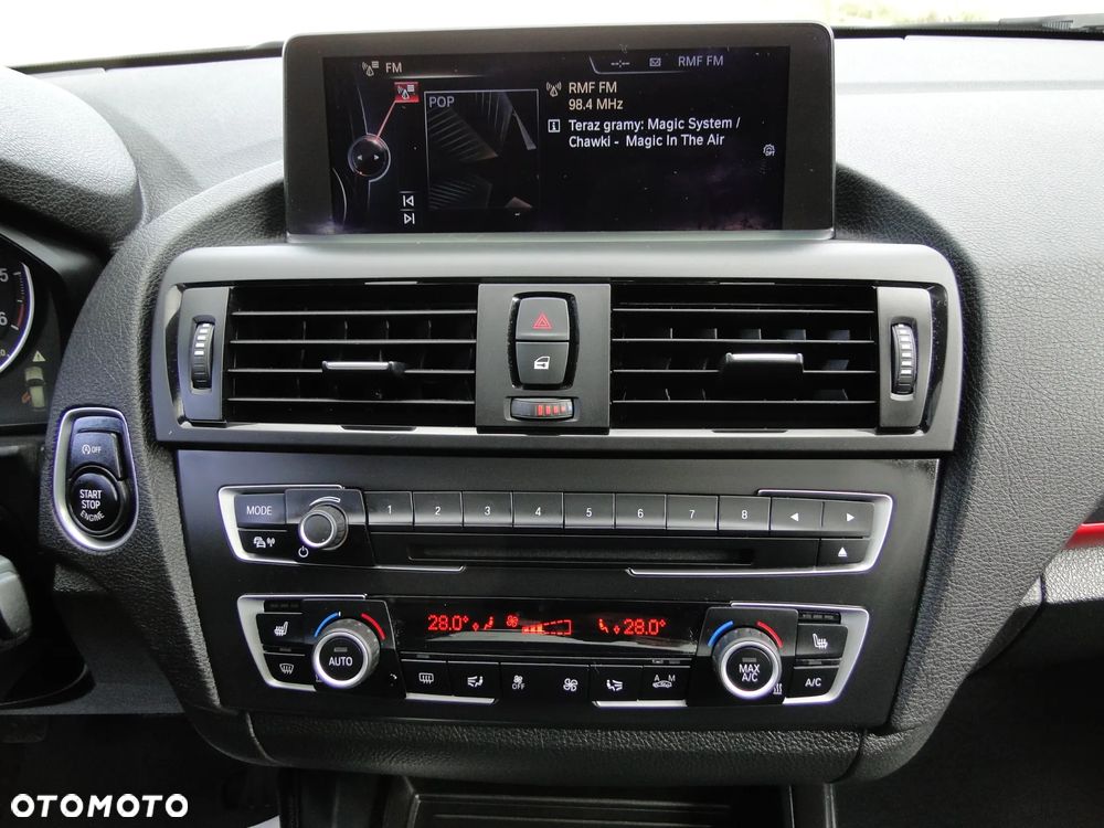 BMW Seria 1 118d Sport Line - 8