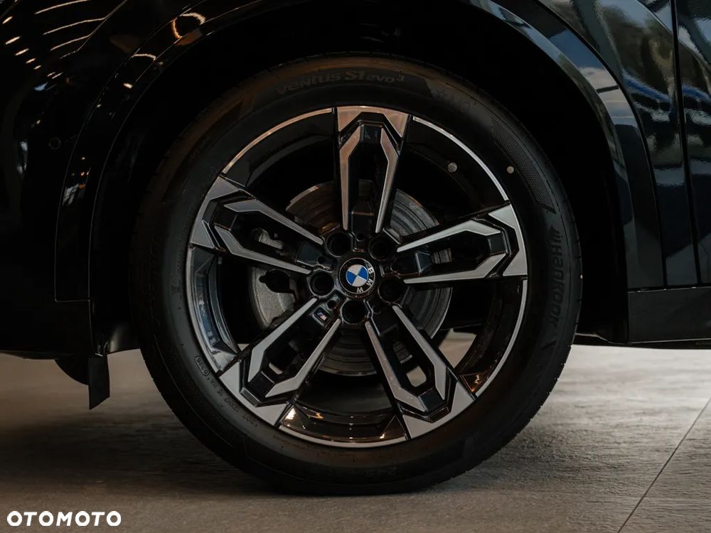 BMW iX2 eDrive20 - 4