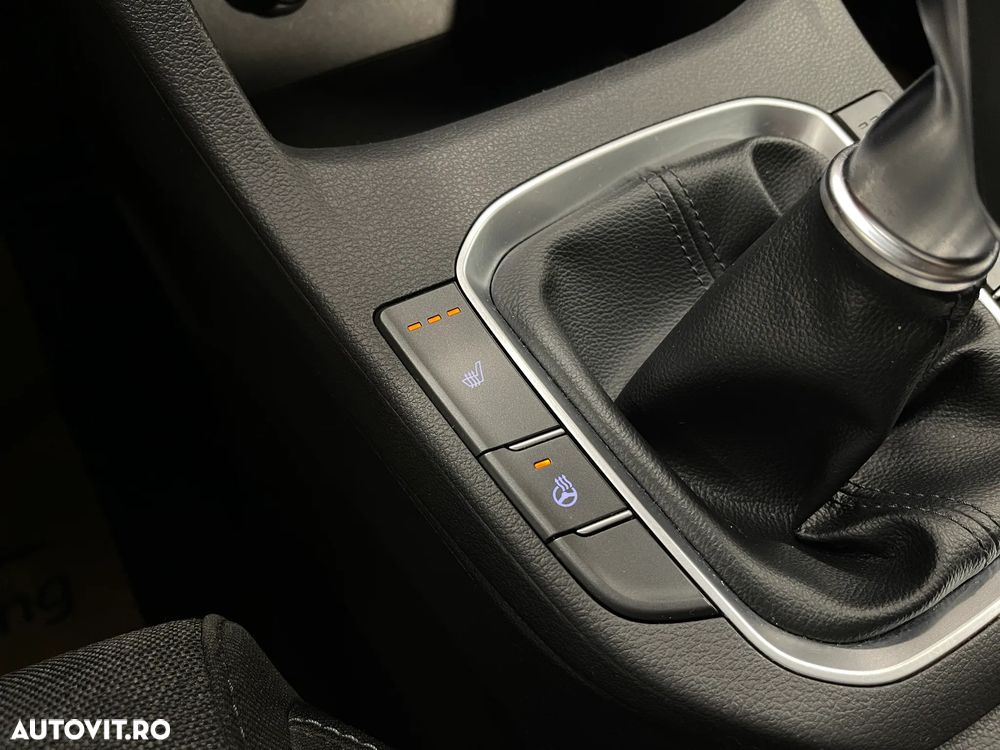 Hyundai i30 1.5 110CP M/T Highway - 17