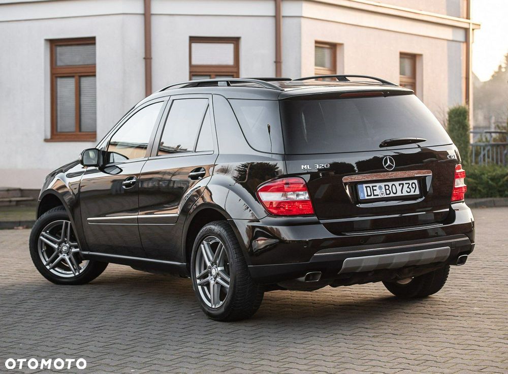 Mercedes-Benz ML 320 CDI 4Matic 7G-TRONIC - 15