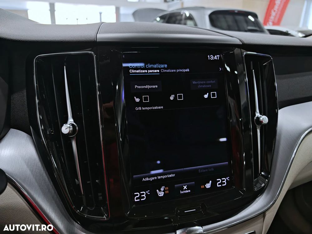 Volvo XC 60 T6 AWD Recharge Geartronic Inscription - 16