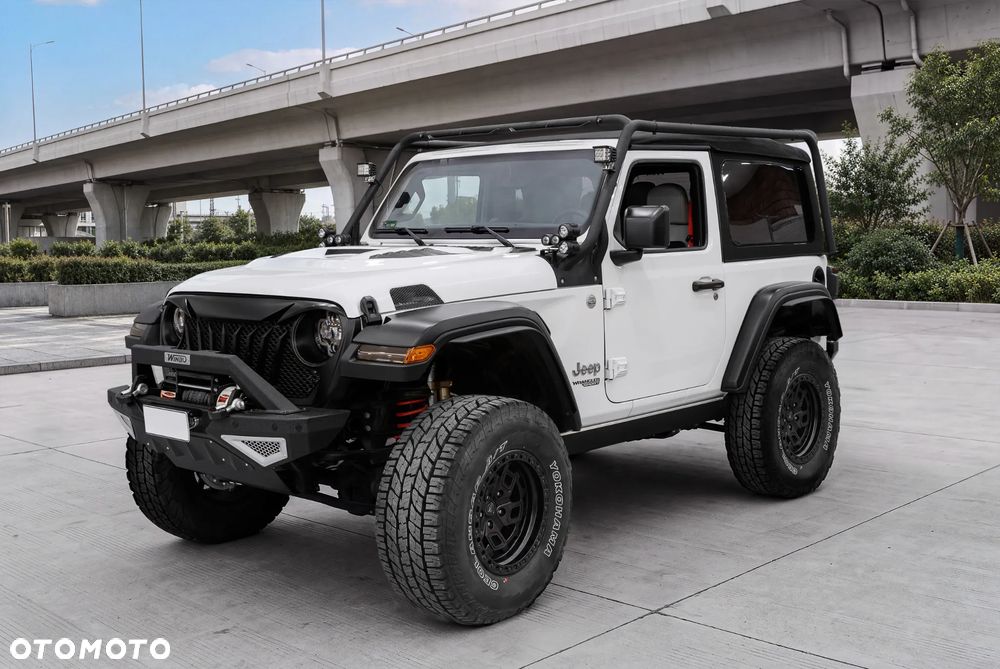 Jeep Wrangler - 2