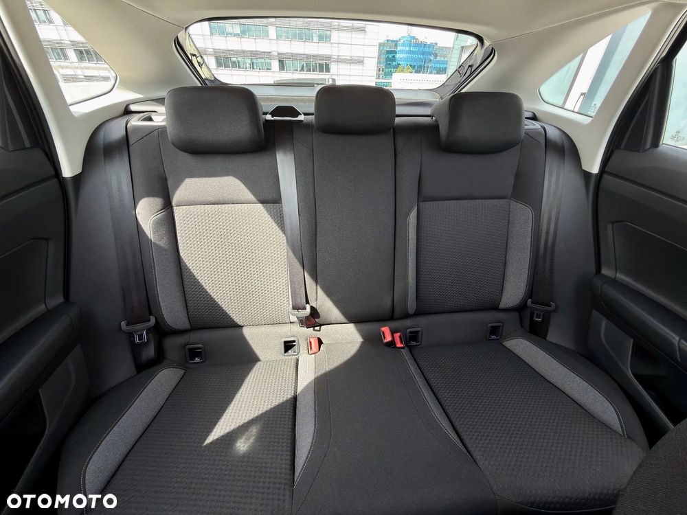Volkswagen Taigo 1.0 TSI Life DSG - 27