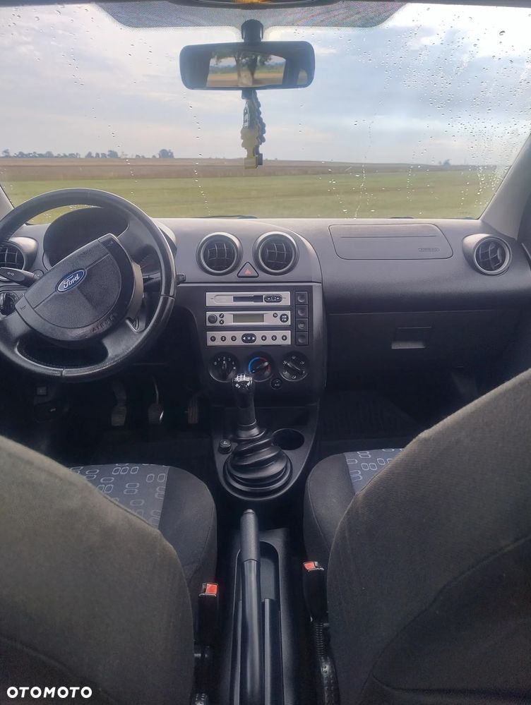 Ford Fiesta 1.25 - 16