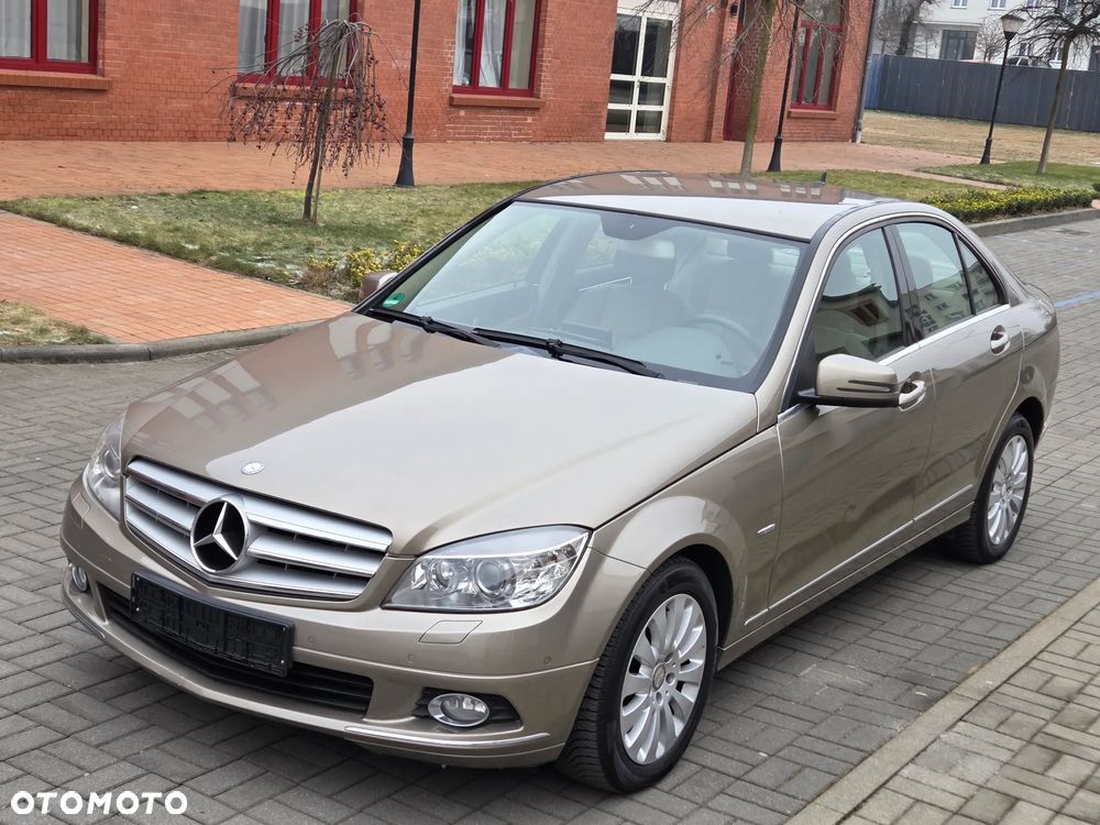 Mercedes-Benz Klasa C 250 CDI DPF BlueEFFICIENCY - 14