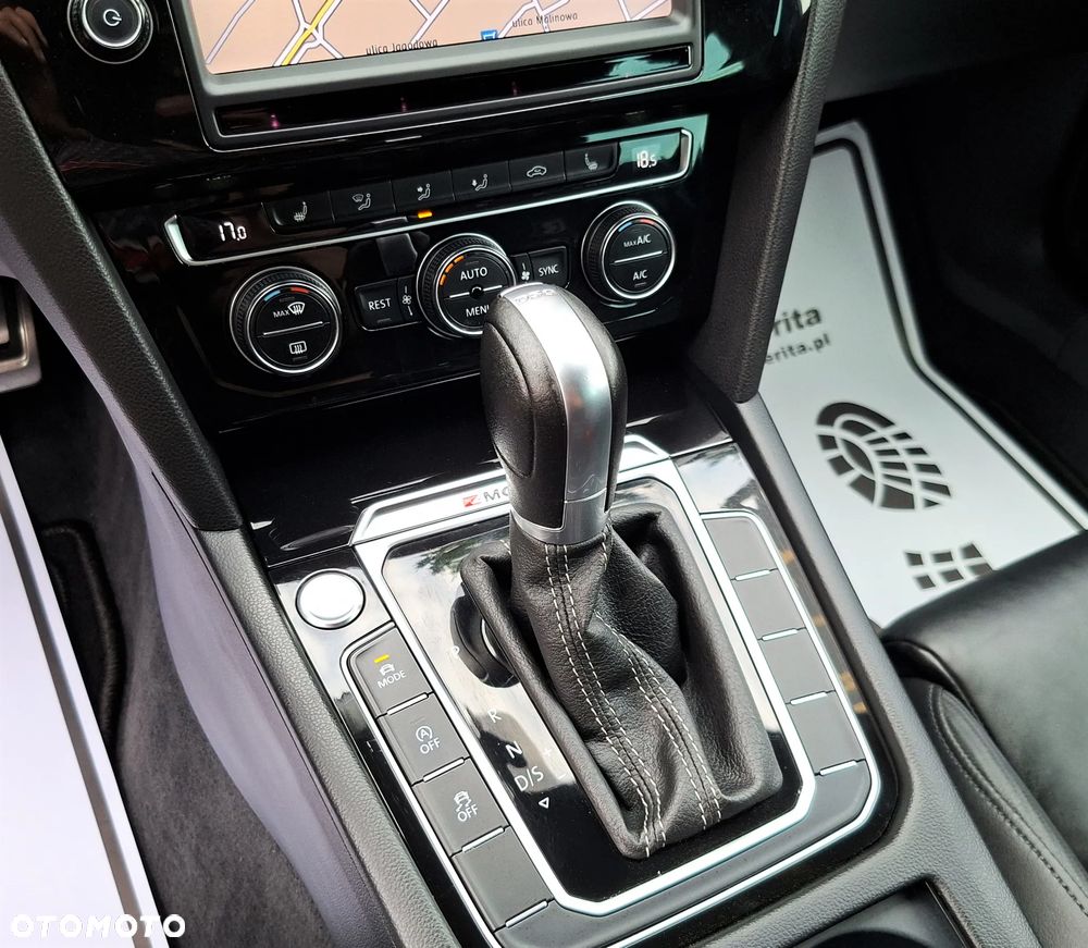 Volkswagen Passat Variant - 32