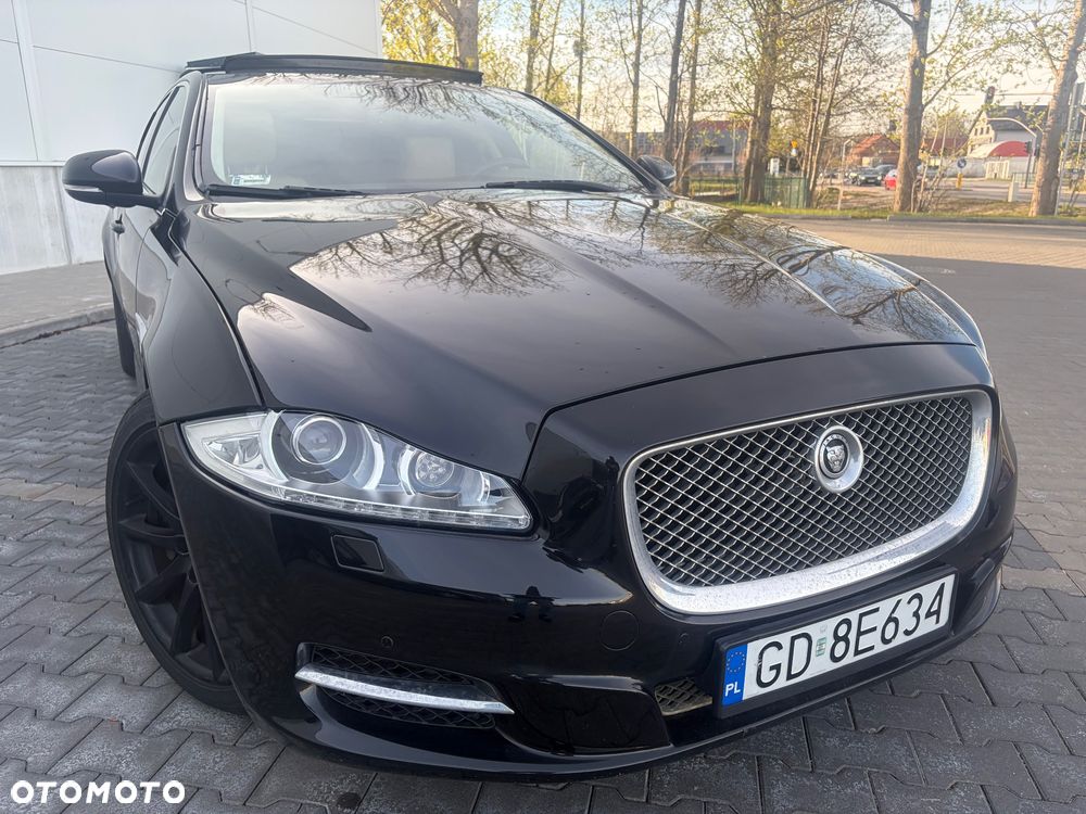 Jaguar XJ - 1