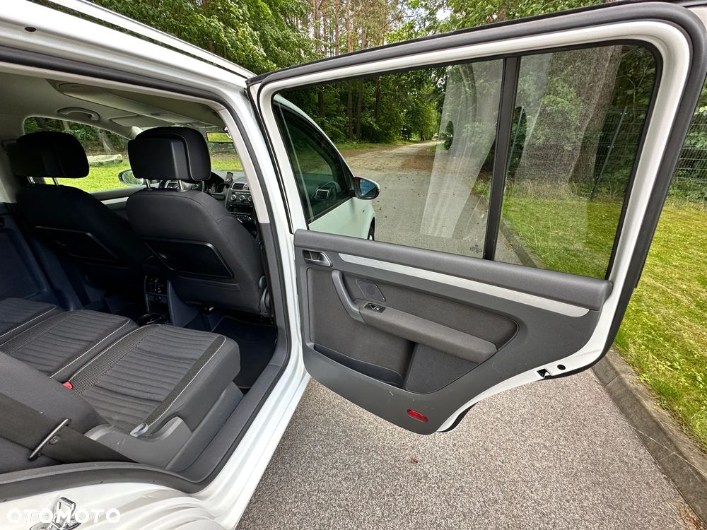 Volkswagen Touran 1.4 TSI Cup - 28
