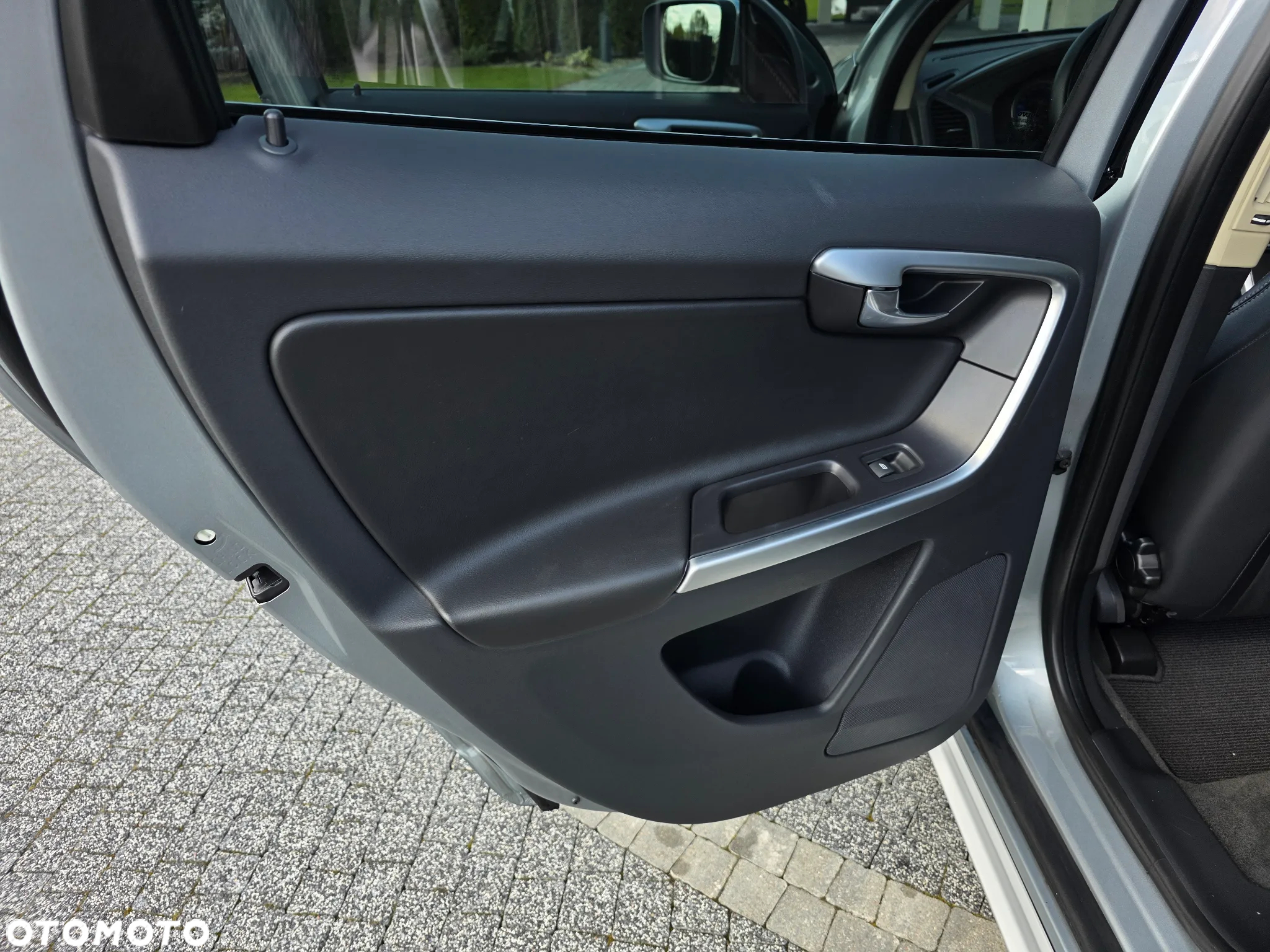 Volvo XC 60 D4 Geartronic RDesign - 21