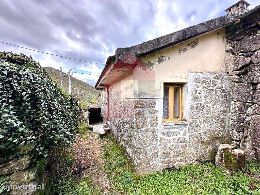 Moradia para restauro, Vila chã (São João Batista), Ponte da Barca - Grande imagem: 3/19