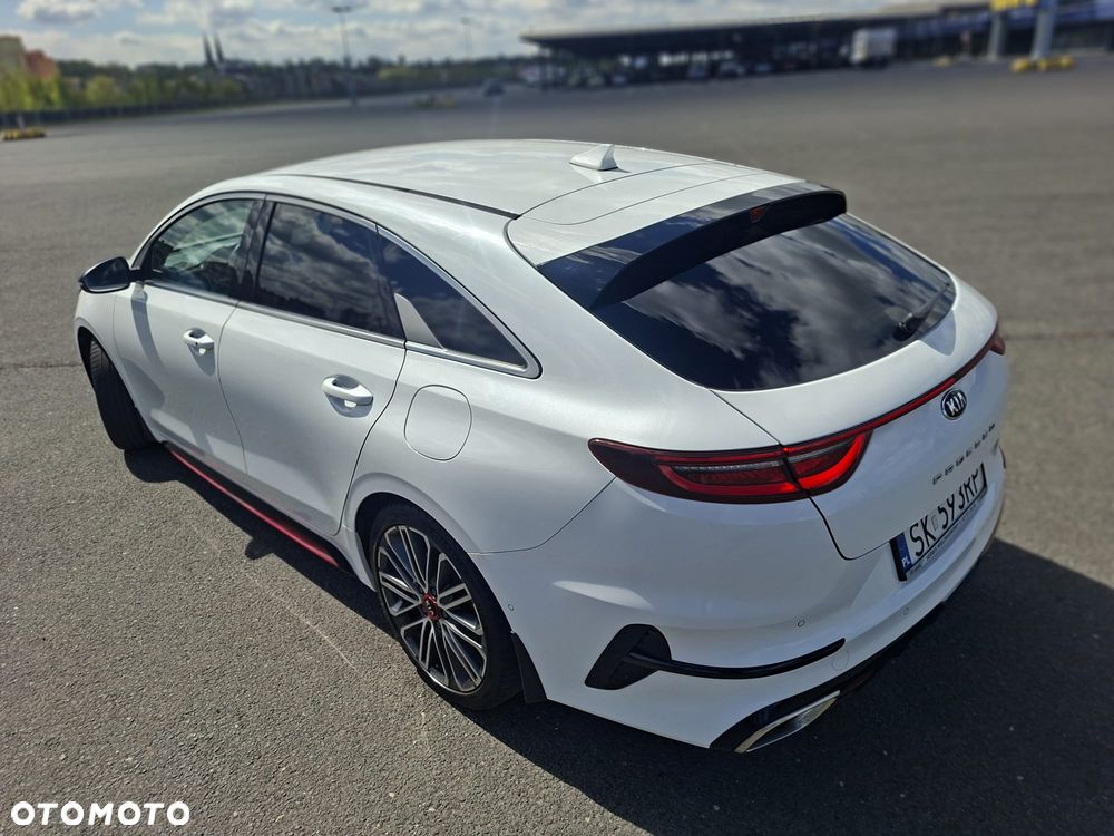 Kia ProCeed 1.6 T-GDI GT DCT - 2