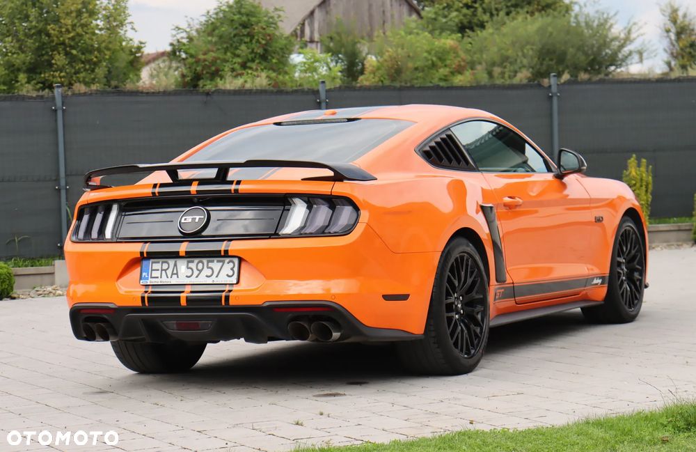 Ford Mustang - 12
