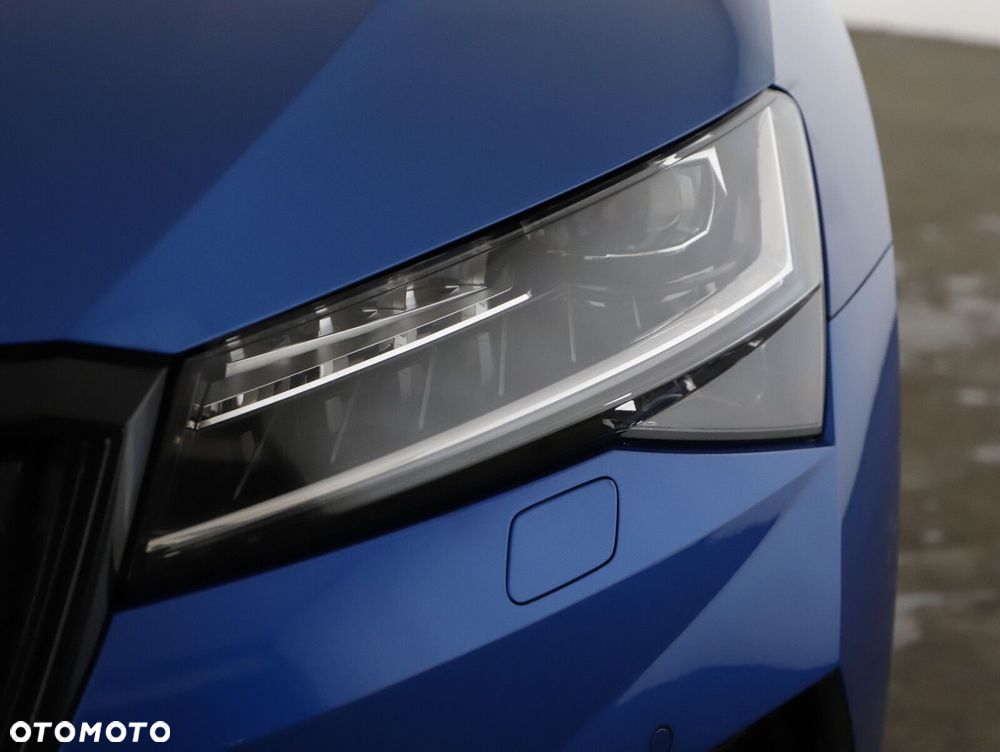 Skoda Superb 2.0 TDI SCR Sportline DSG - 29
