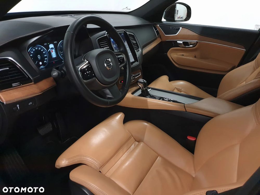 Volvo XC 90 D5 AWD Inscription 7os - 9