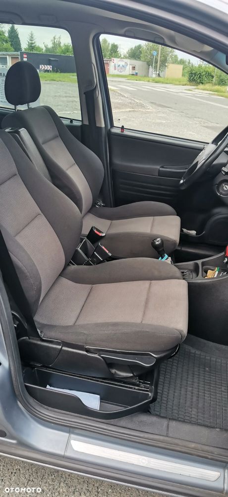 Opel Zafira 2.2 DTI Elegance - 29