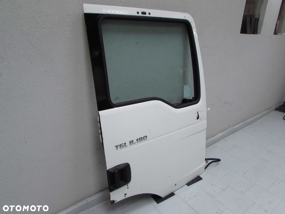 MAN TGL TGM TGA 8-180 07-12 DRZWI PRAWE PRZOD KPL - 3