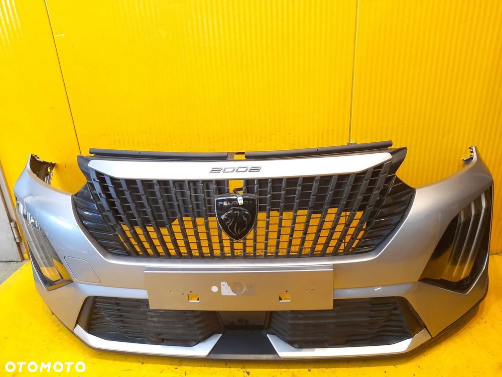 Peugeot 2008 II ZDERZAK PRZÓD PRZEDNI 6 PDC SREBRNY - 8