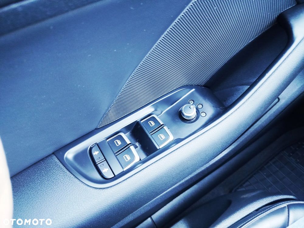 Audi A3 Sportback 2.0 TDI quattro sport - 25