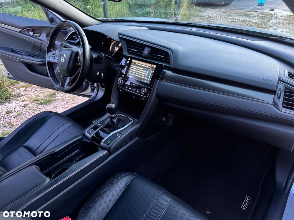 Honda Civic 1.0 i-VTEC Turbo Executive Premium - 37