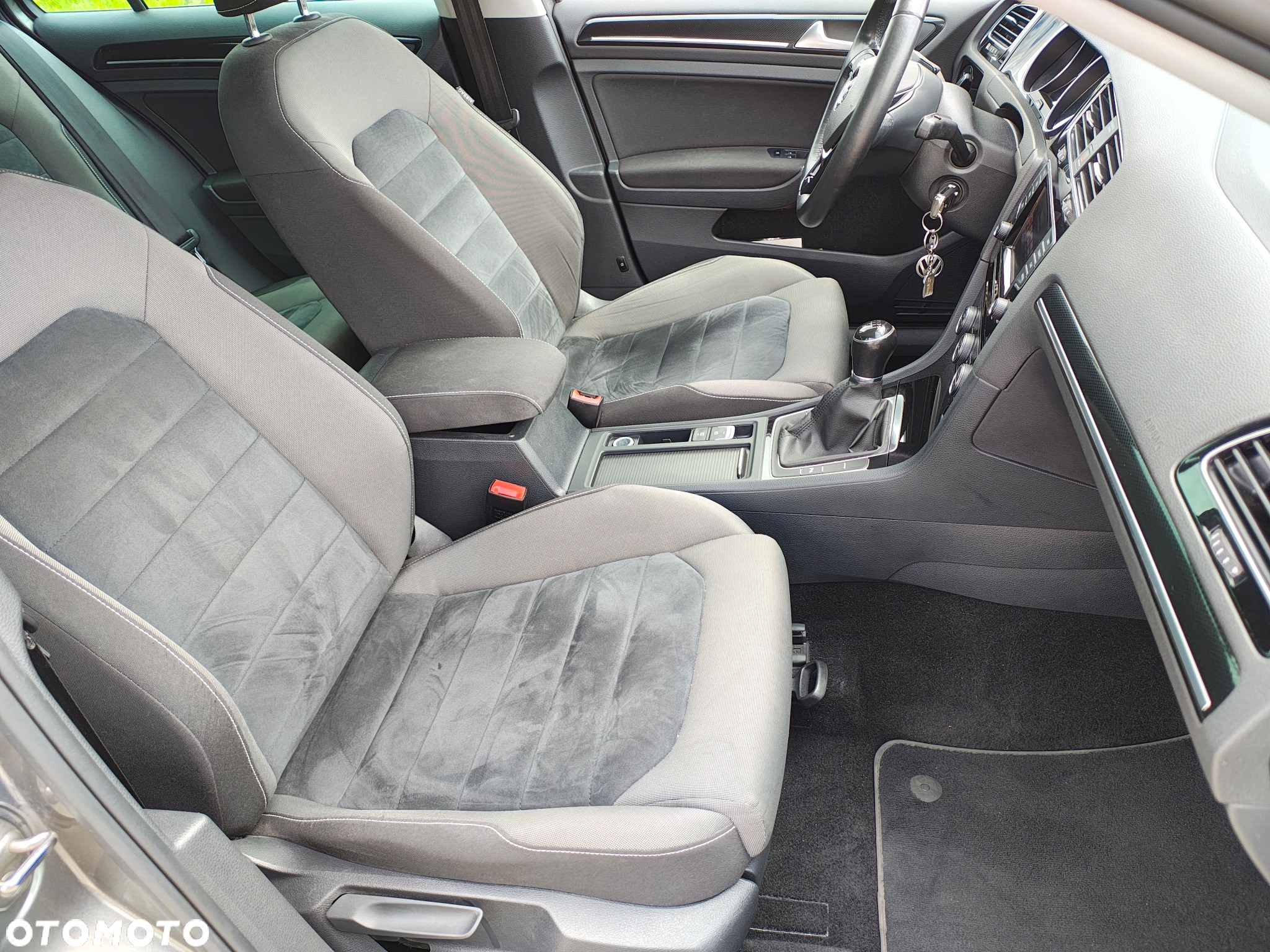 Volkswagen Golf VII 1.4 TSI BMT Highline - 9