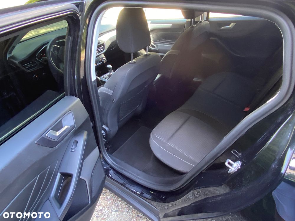 Ford Focus 1.5 EcoBlue STart-Stopp-System TITANIUM - 15
