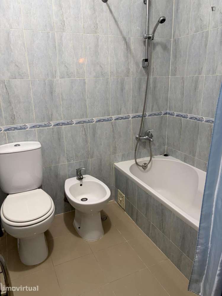 Quarto - localizado em Parque das Nações Lisbon - Grande imagem: 2/6