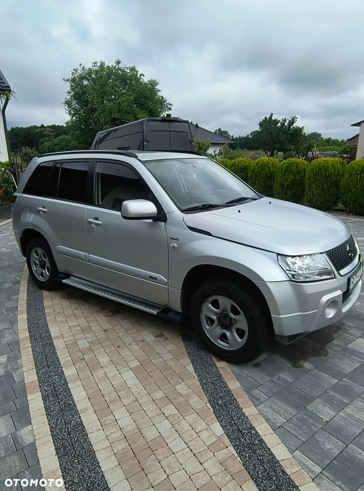 Suzuki Grand Vitara 1.9 DDiS - 2