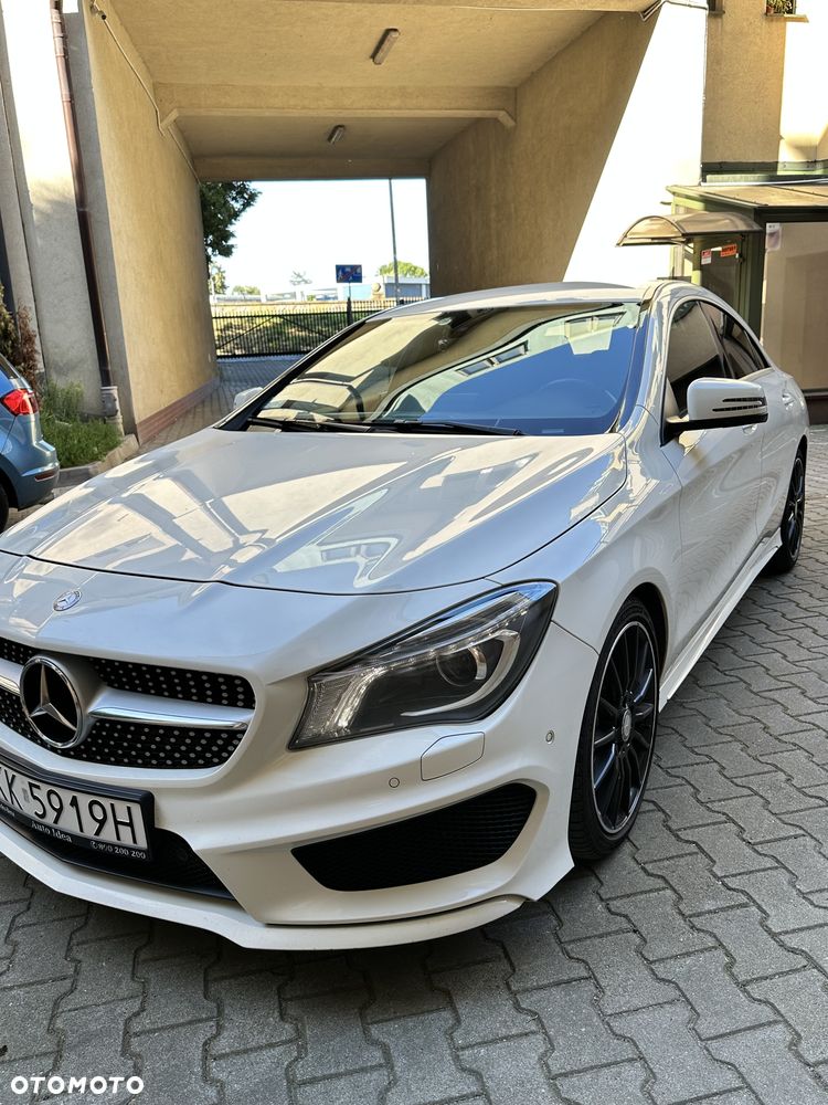 Mercedes-Benz CLA 200 7G-DCT AMG Line - 4