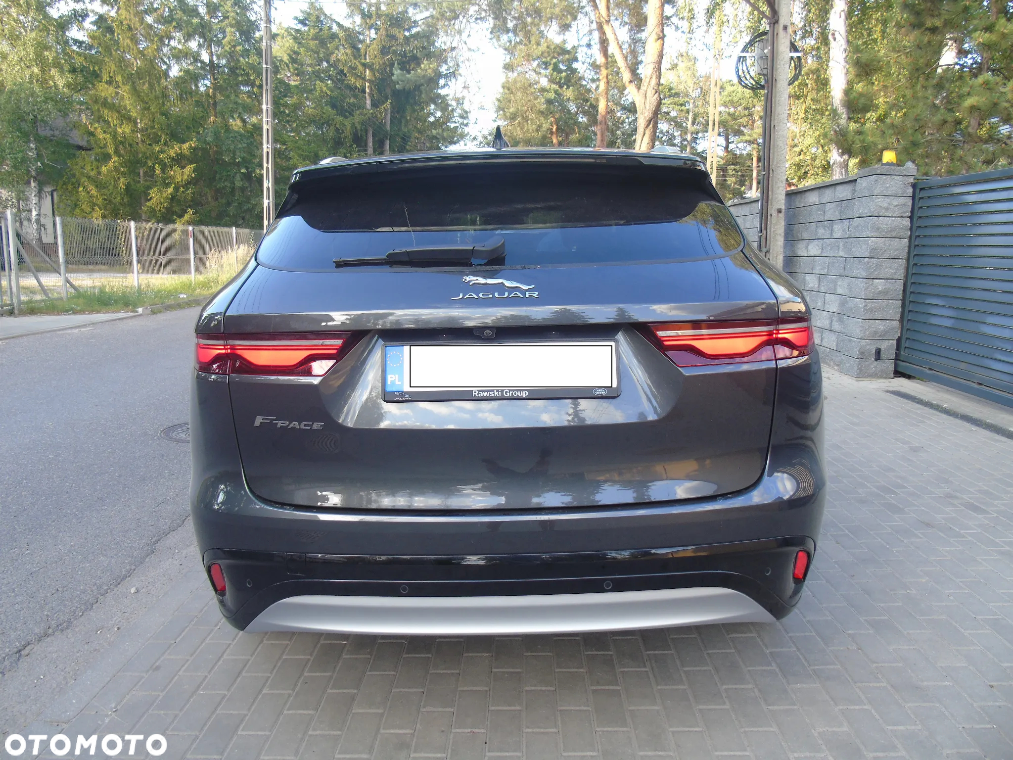 Jaguar F-Pace - 11