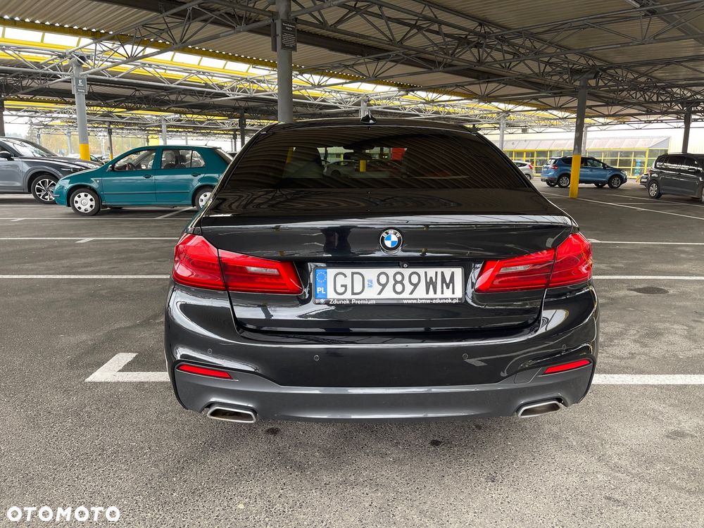 BMW Seria 5 520d xDrive M Sport sport - 4