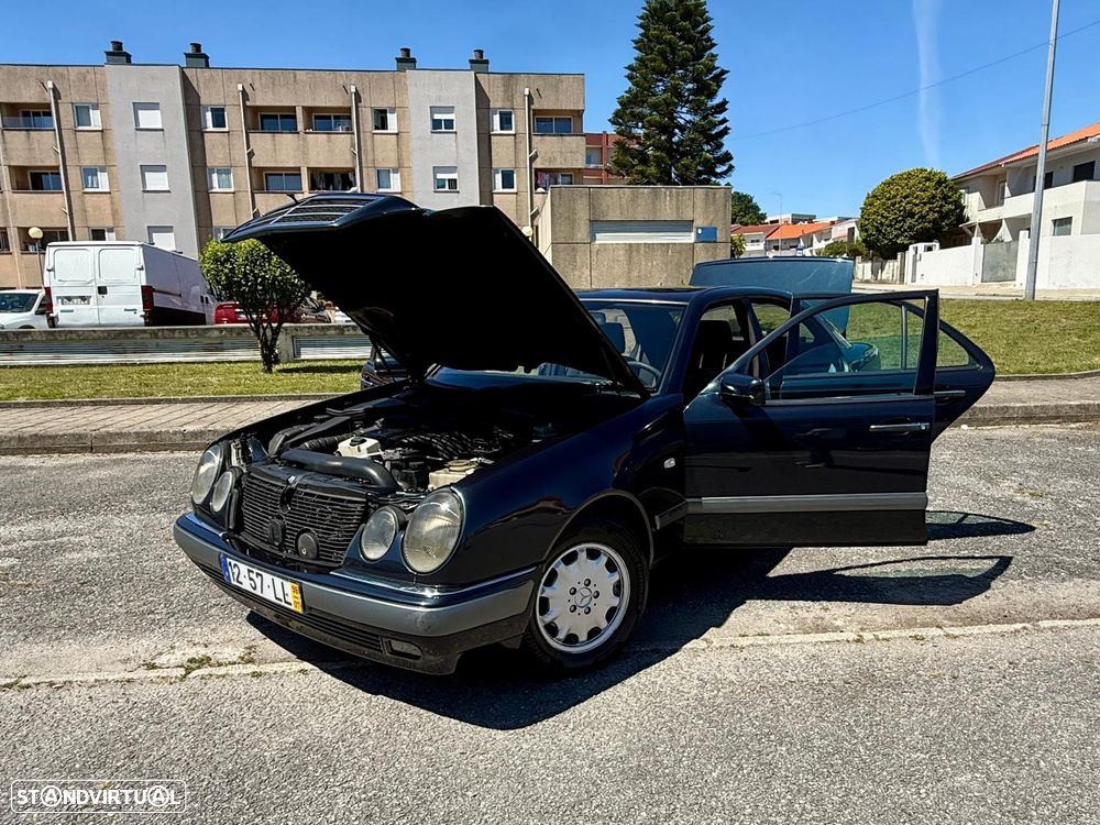 Mercedes-Benz E 250 - 13