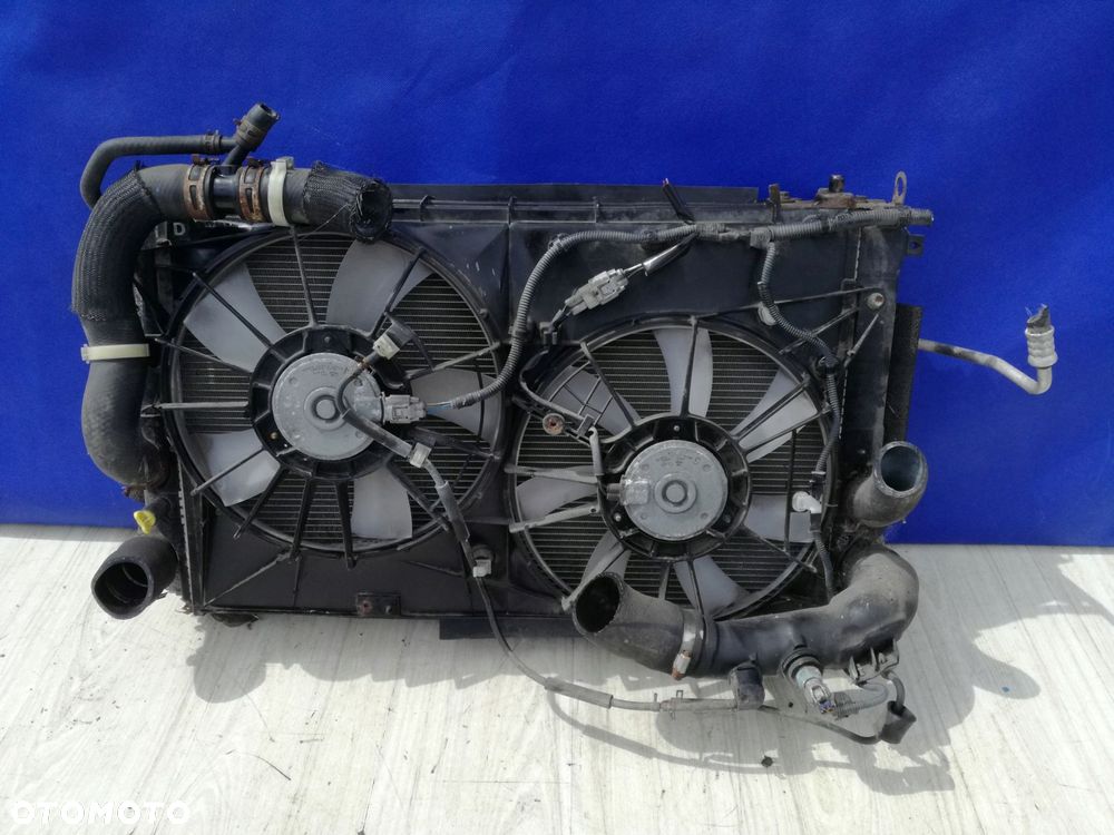 toyota rav 4 iii 05/12 chłodnica wody wentylator 2.2 diesel - 1